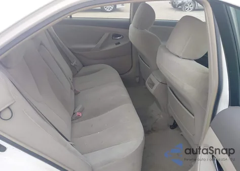 2007 Toyota Camry Le z USA, uszkodzony, nr VIN 4T1BE46K87U525803